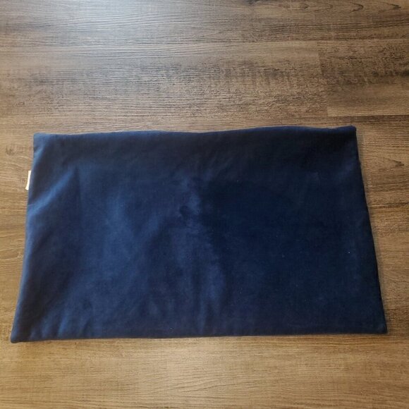 Navy Velvet Pillowcase - Picture 3 of 5